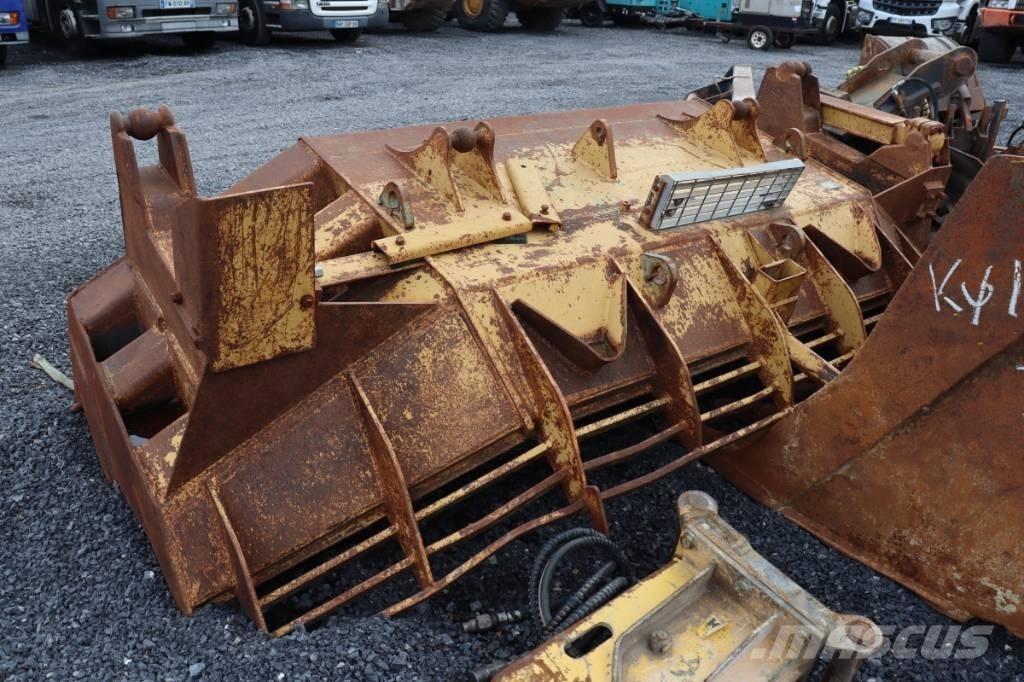 CAT D 6 H XL Telaketjupuskutraktorit