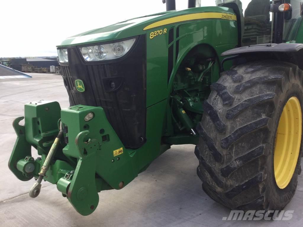 John Deere 8370R Traktorit