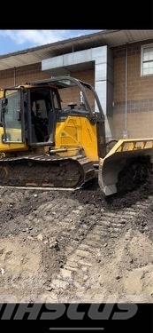 John Deere 650 KLGP Telaketjupuskutraktorit