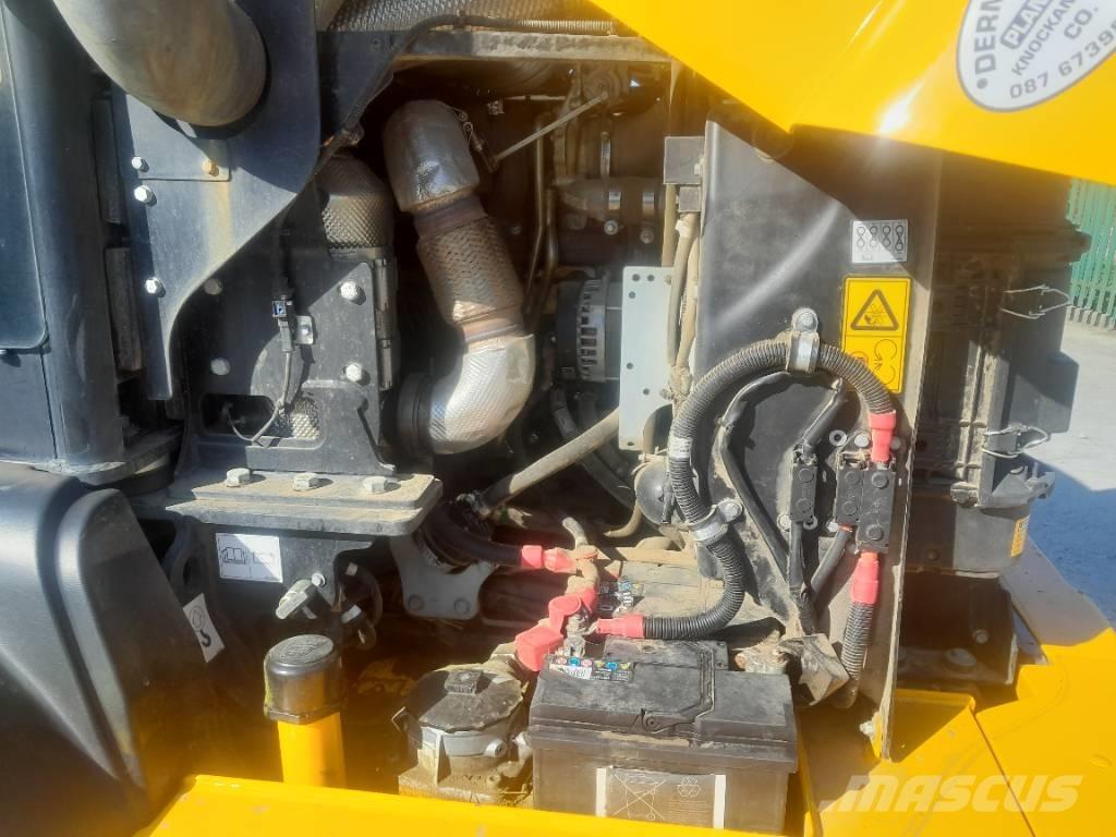 JCB TM 320 S Maatalouskurottajat