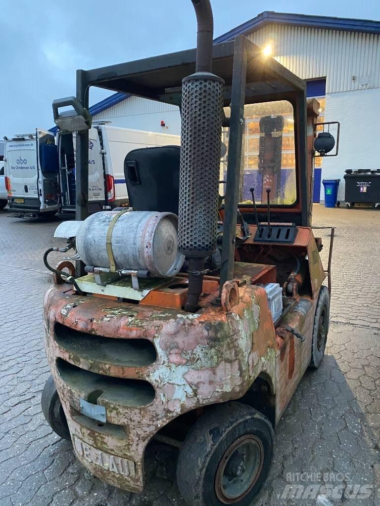 Jelau truck Muut haarukkatrukit