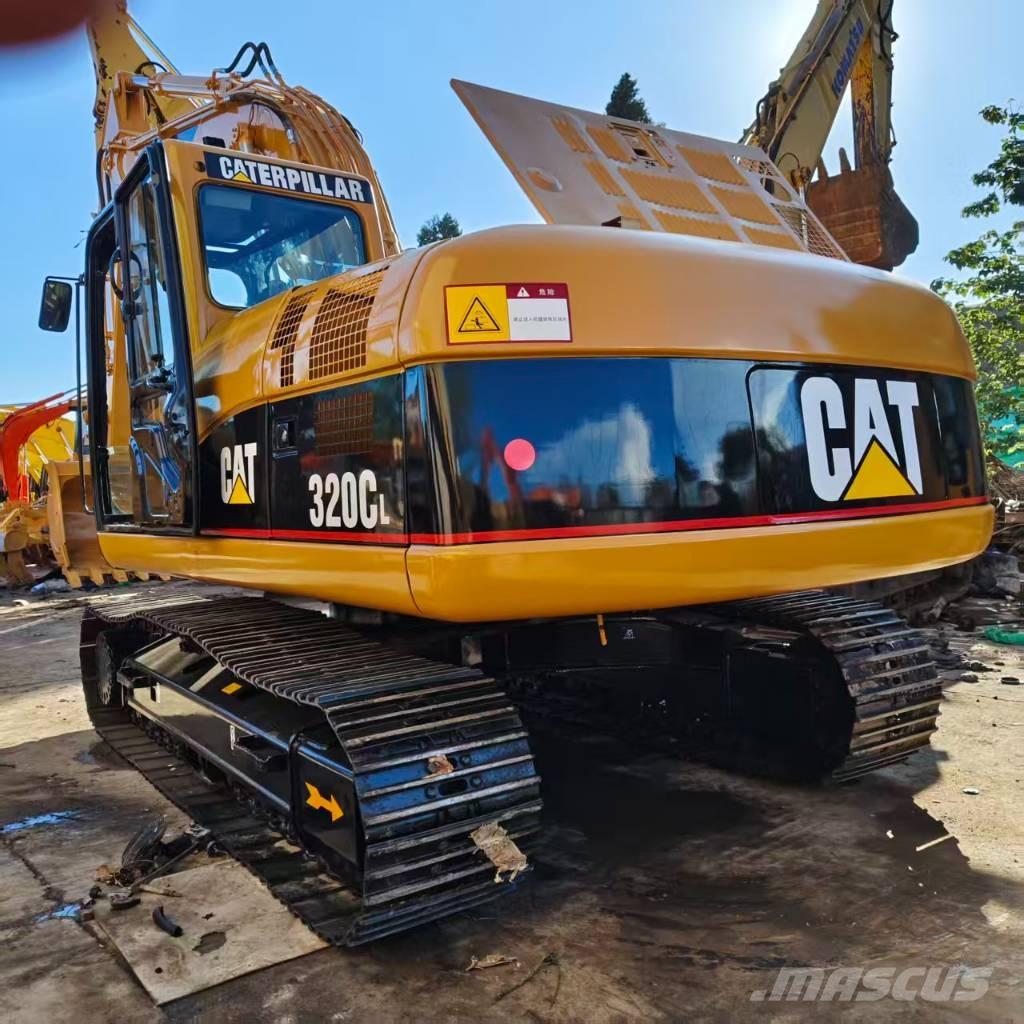 CAT 320 C Telakaivukoneet