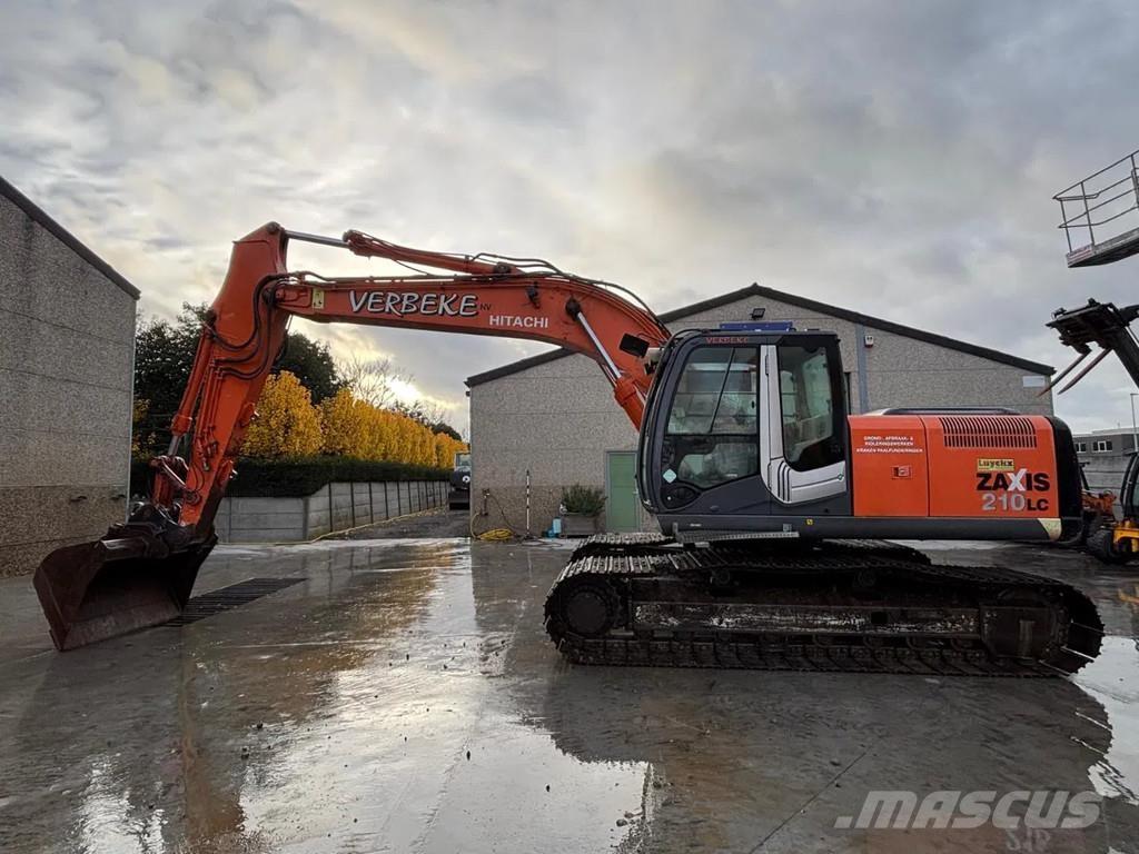 Hitachi ZX210LC-3 Telakaivukoneet