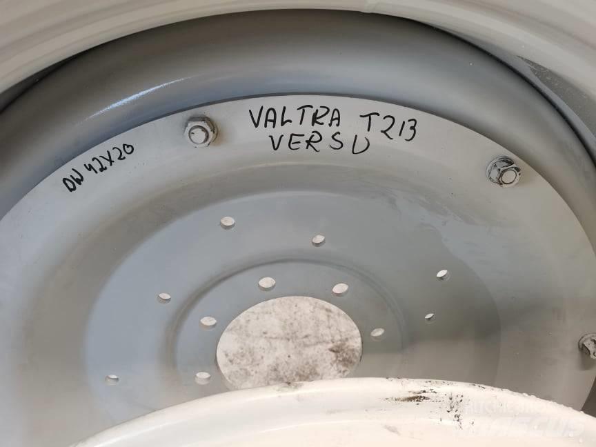 Valtra T R30X16 RIM Renkaat ja vanteet