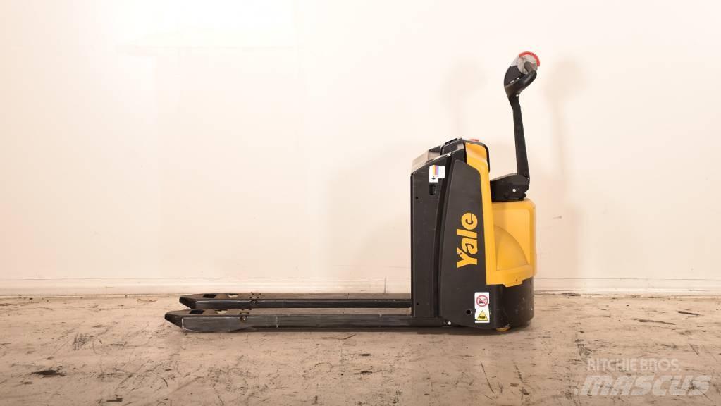Yale MP 20 Lavansiirtotrukit