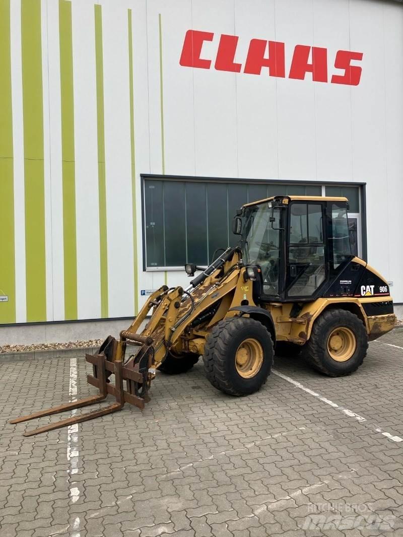 CAT 906 Pyöräkuormaajat