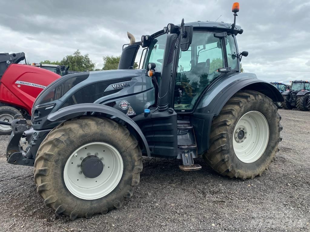 Valtra T 174EA Traktorit