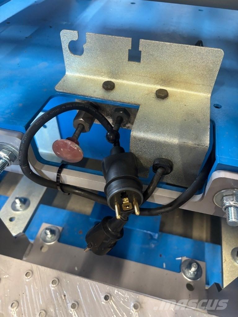 Genie GS 2646 Saksilavat