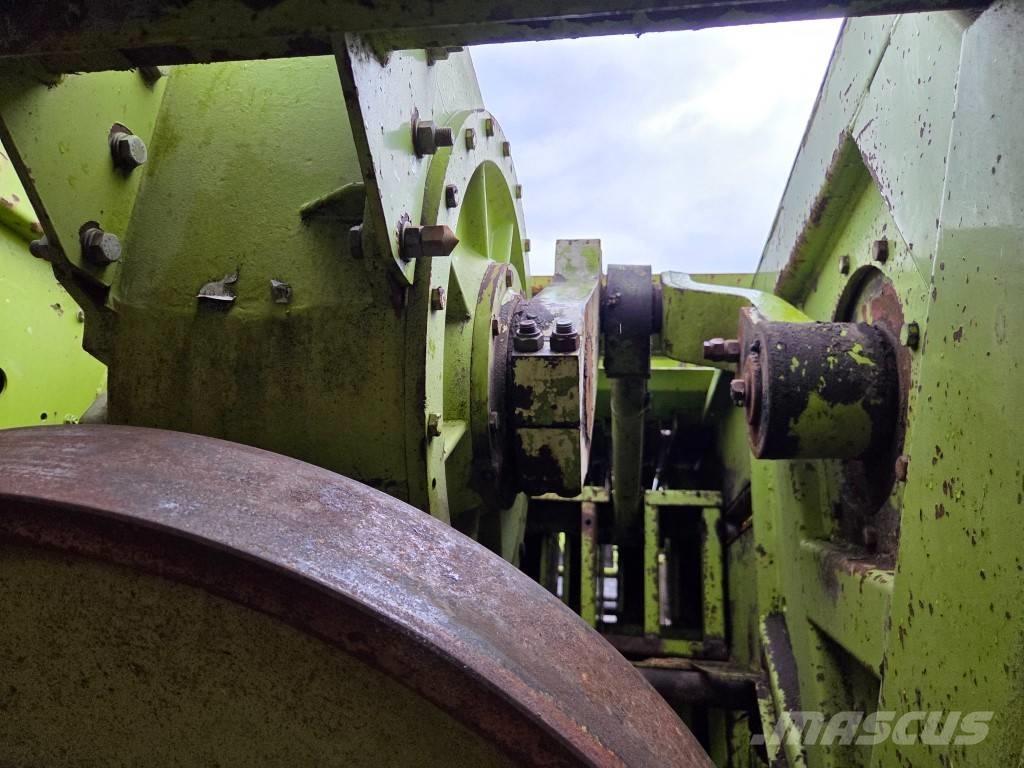 CLAAS Quadrant 1200 Kanttipaalaimet