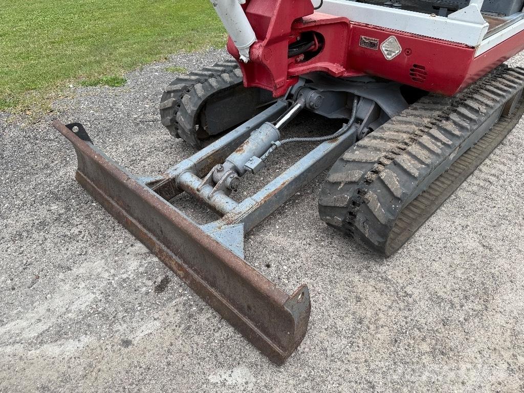 Takeuchi TB 135 Minikaivukoneet < 7t
