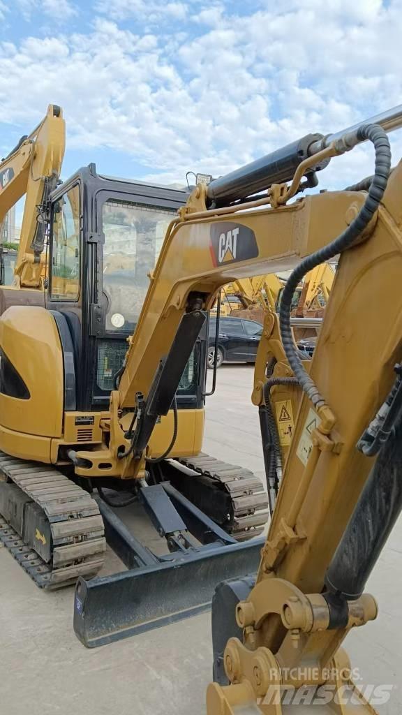 CAT CAT302D Telakaivukoneet