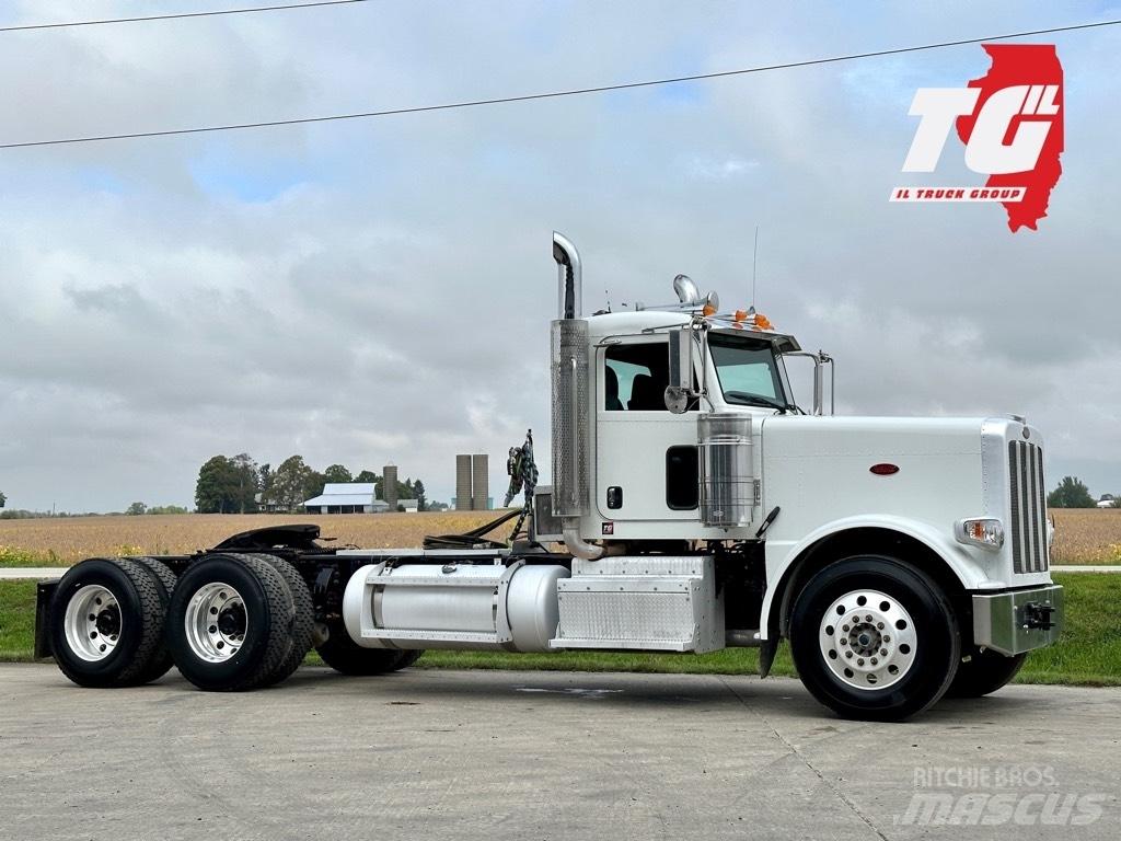 Peterbilt 388 Vetopöytäautot