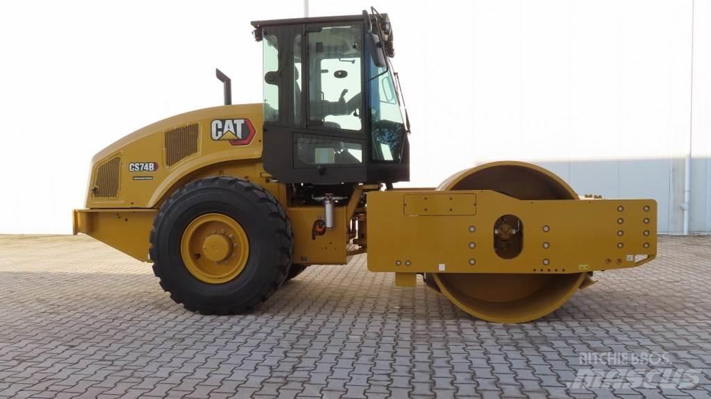 CAT CS74B Yksivalssijyrät