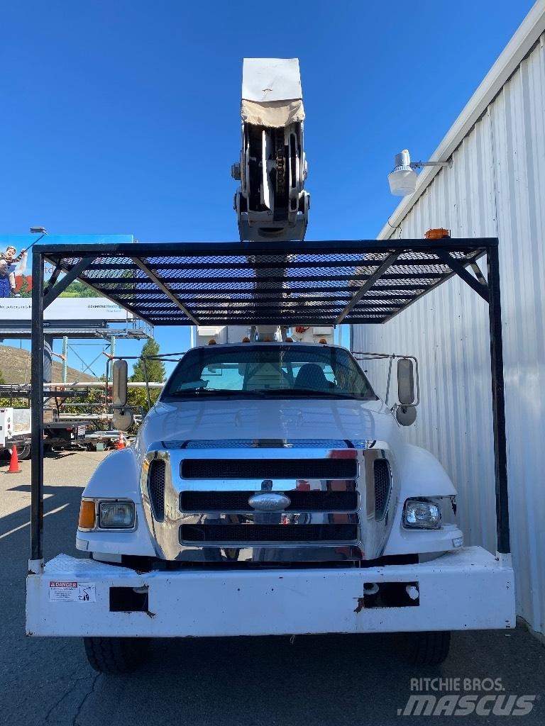 Ford F 750 SD Nostolava-autot