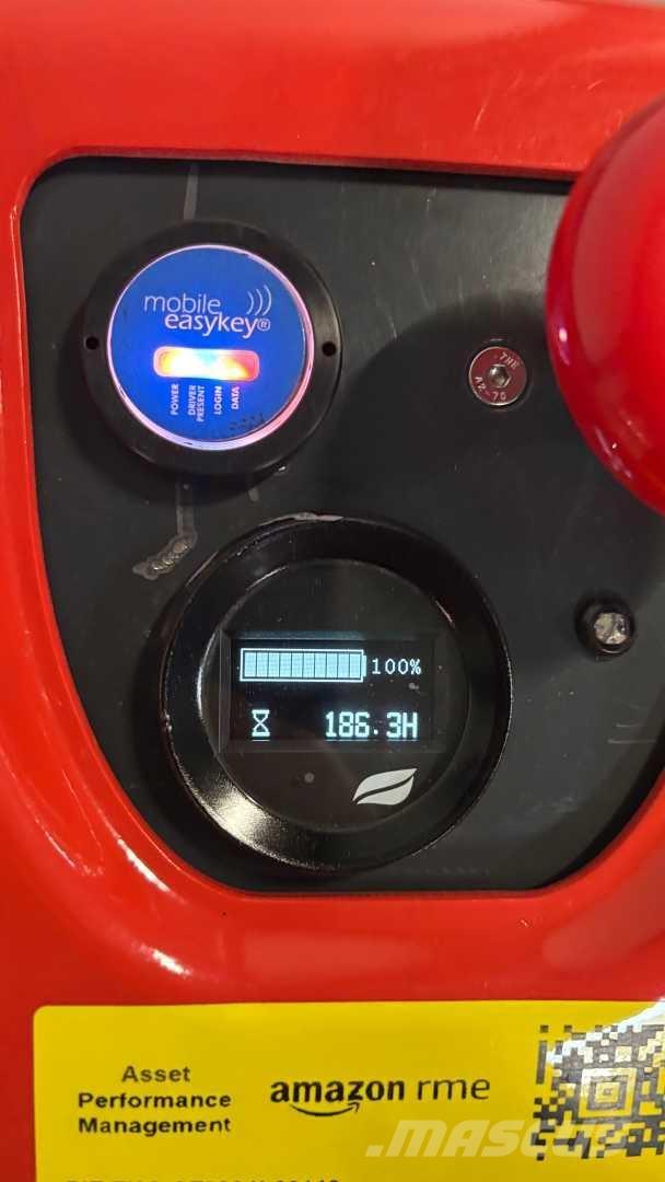 Linde MP13 Ajettavat pinoamisvaunut