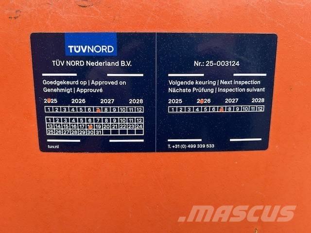 JLG E 400 AJPN Kuukulkijat