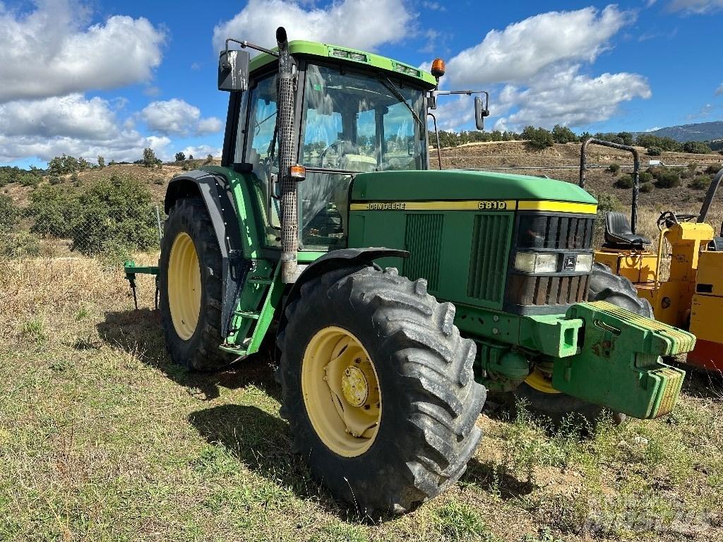 John Deere 6810 Traktorit