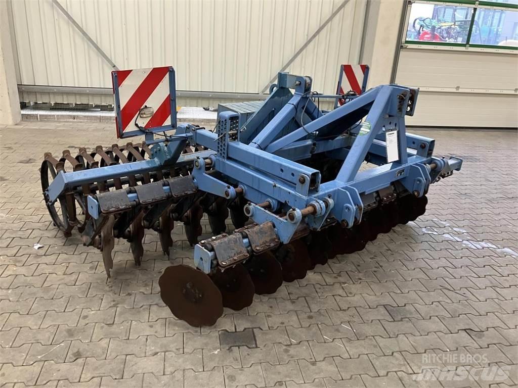 Zei RF 16400 Kiekkomultaimet ja lautasäkeet
