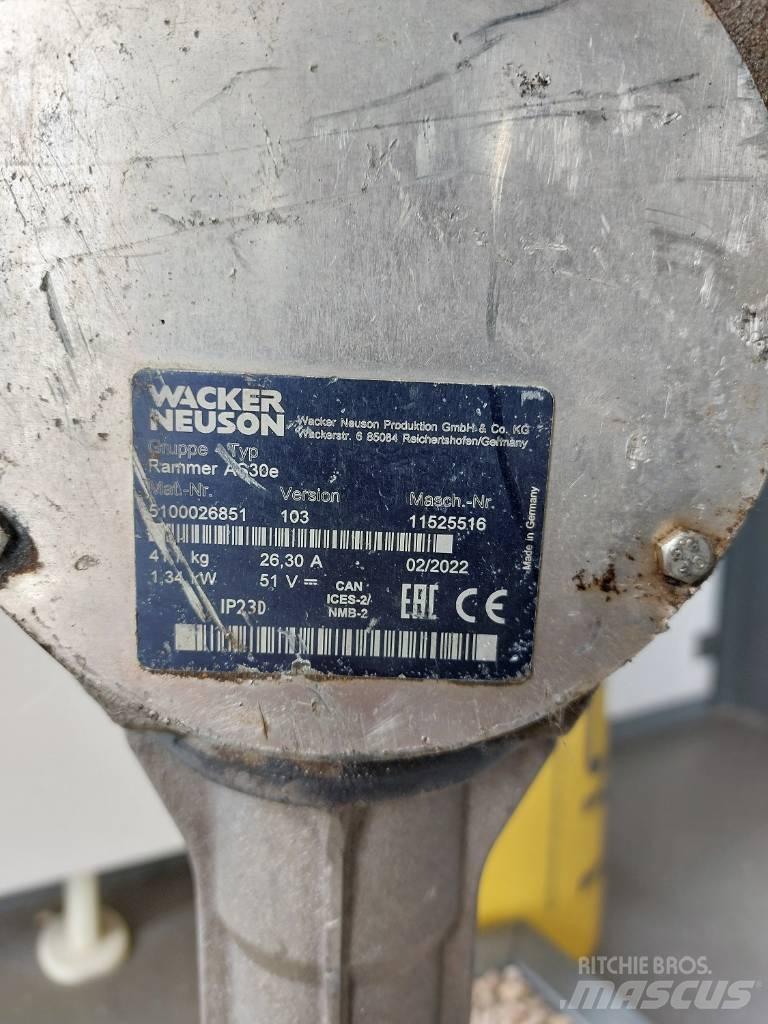 Wacker Neuson AS30e Täryvasarat