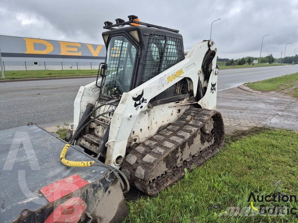 Bobcat T 320 Telakuormaajat