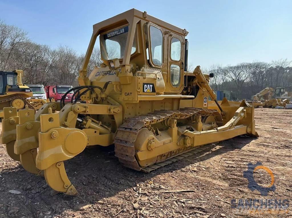 CAT D 8 K Telaketjupuskutraktorit
