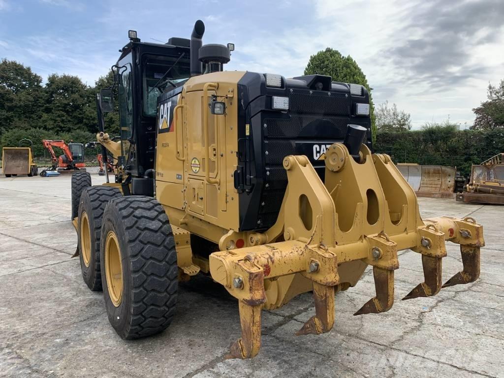 CAT 120 M 2 Tiehöylät