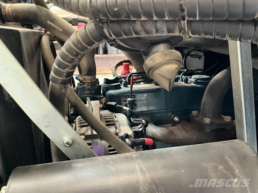 Kubota RT 260-2 Pyöräkuormaajat