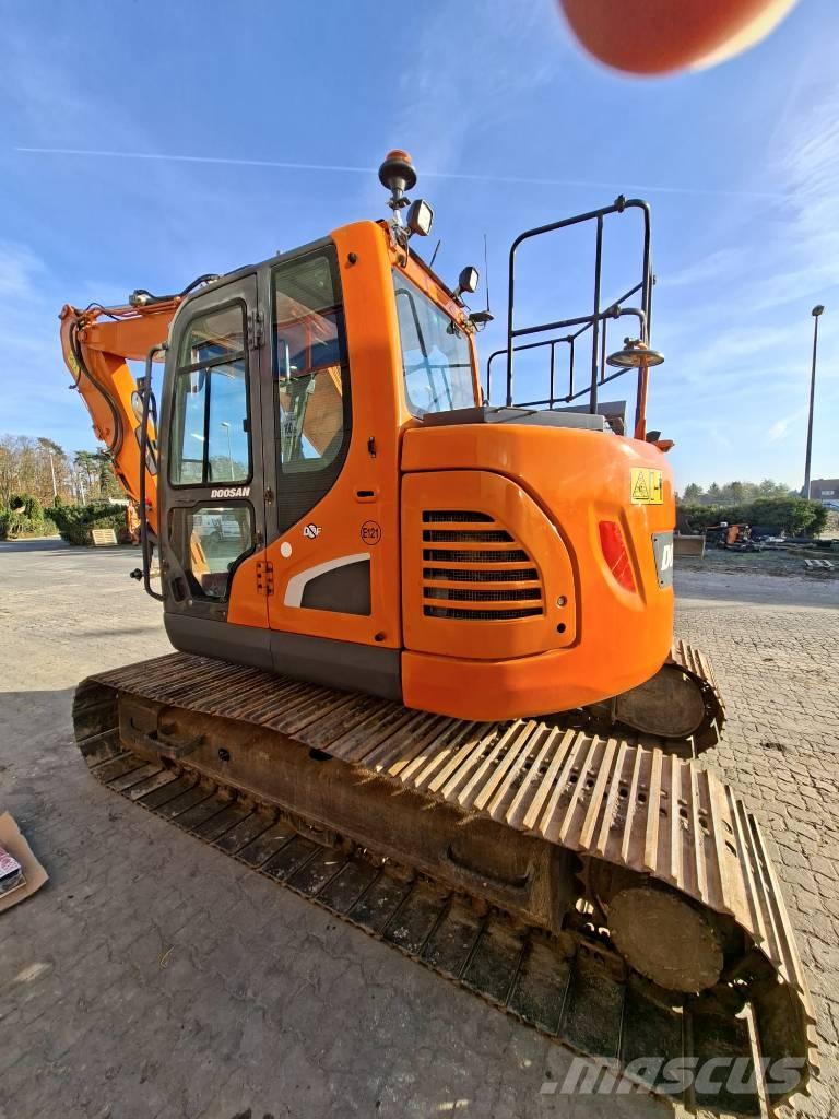 Doosan DX 140 LCR Telakaivukoneet