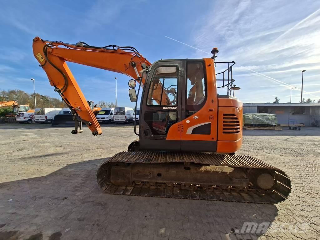 Doosan DX 140 LCR Telakaivukoneet