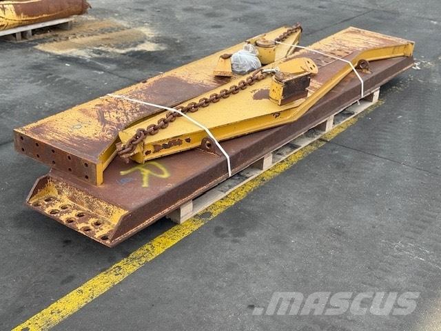 CAT 735 TAIL GATE Dumpperit