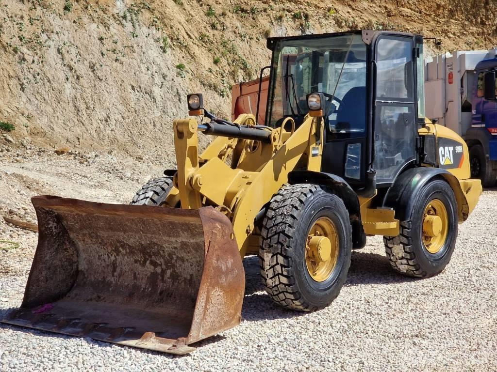 CAT 906 H NEW TIRES Pyöräkuormaajat