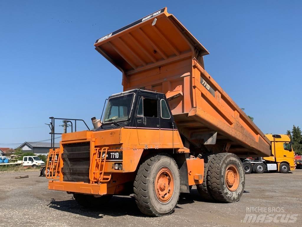 CAT 771 D Maansiirtoautot