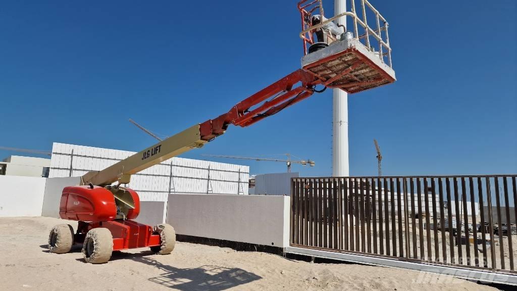 JLG 660SJ Teleskooppipuominostimet