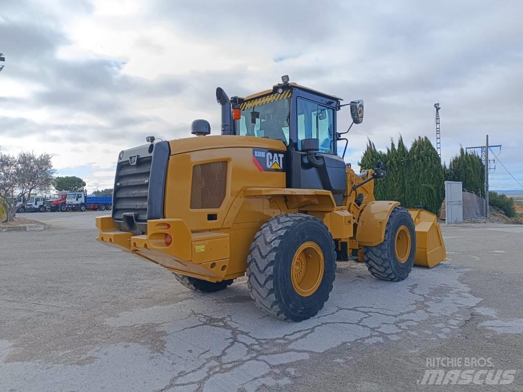 CAT 930M Pyöräkuormaajat