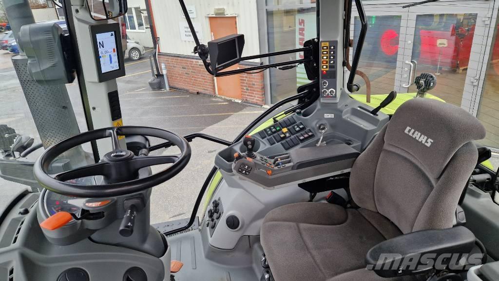 CLAAS Arion 650 Traktorit