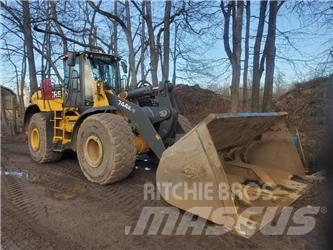 John Deere 744 K Pyöräkuormaajat