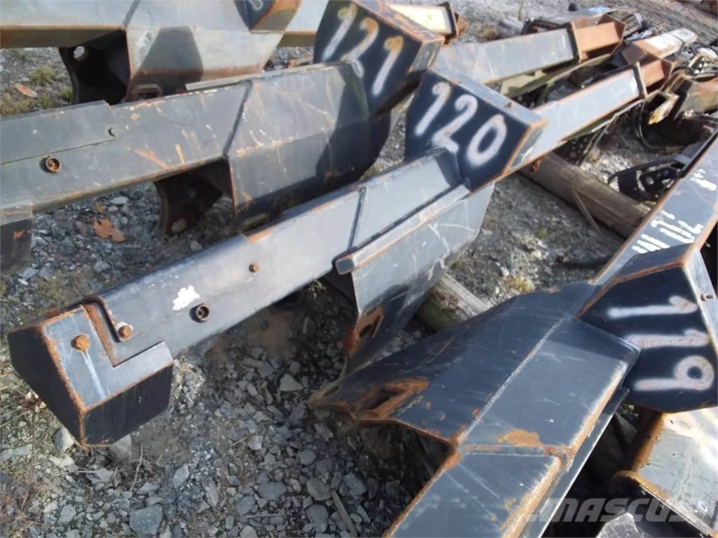 CAT 2200 Harvesterinosturit