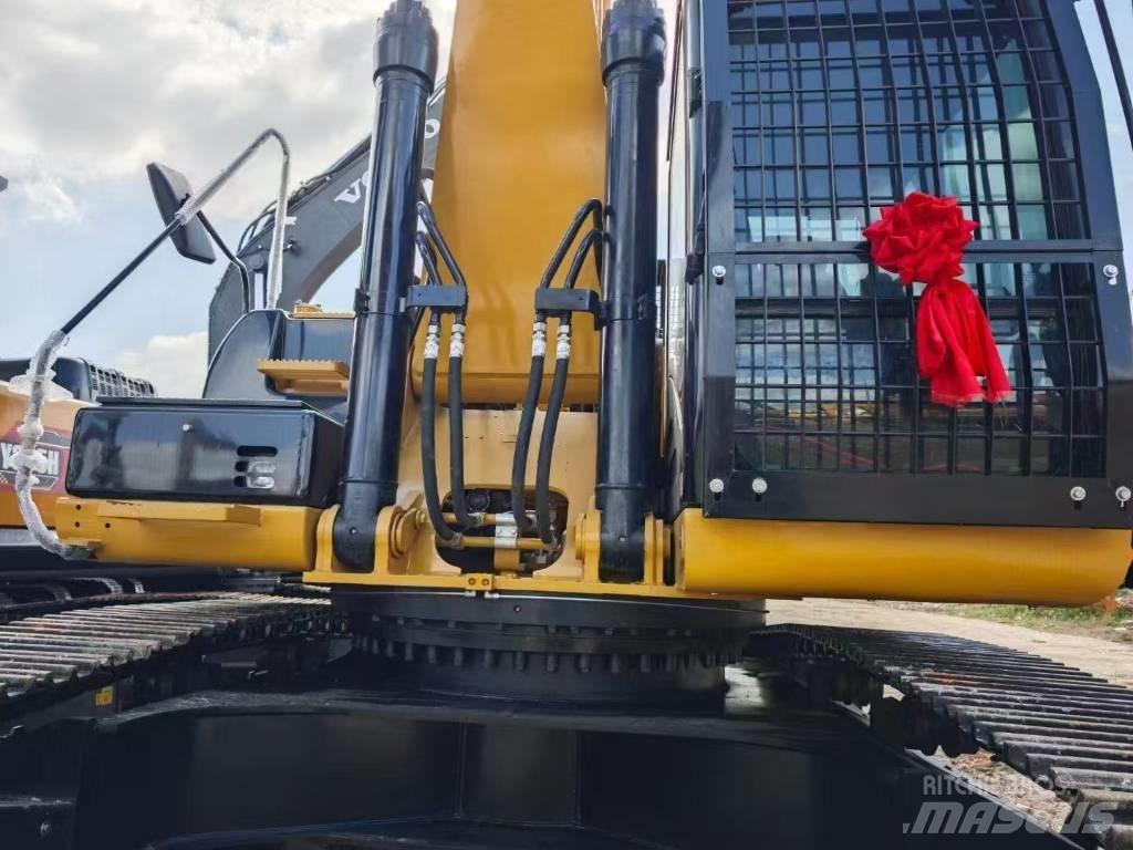 CAT 330 Telakaivukoneet