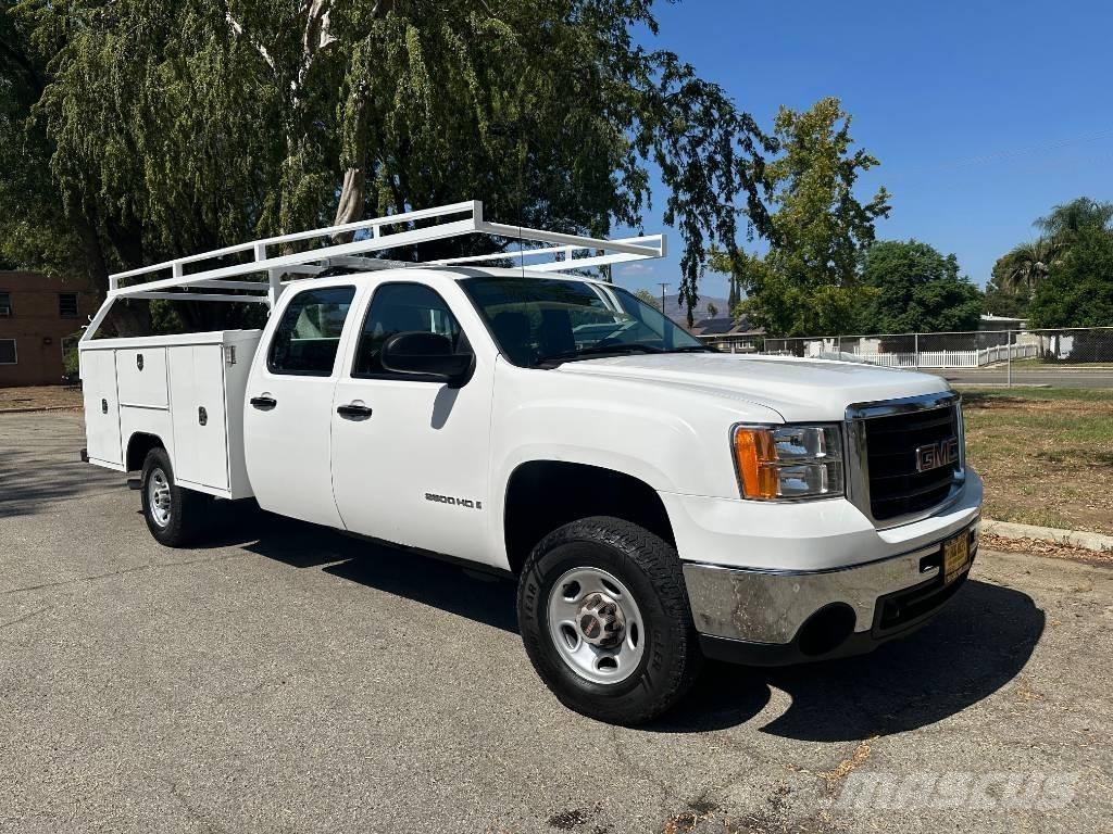 GMC Sierra 2500 HD Lava-autot