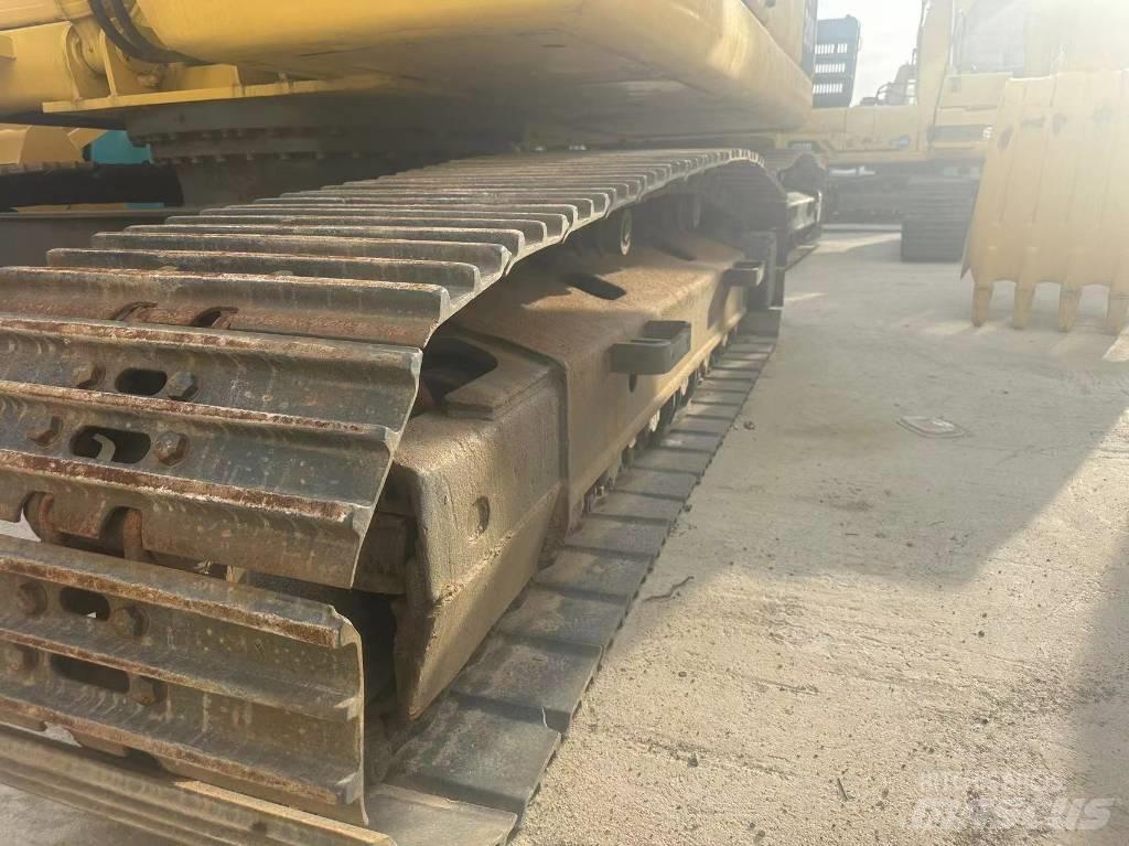 Komatsu PC 200 LC-7 Telakaivukoneet