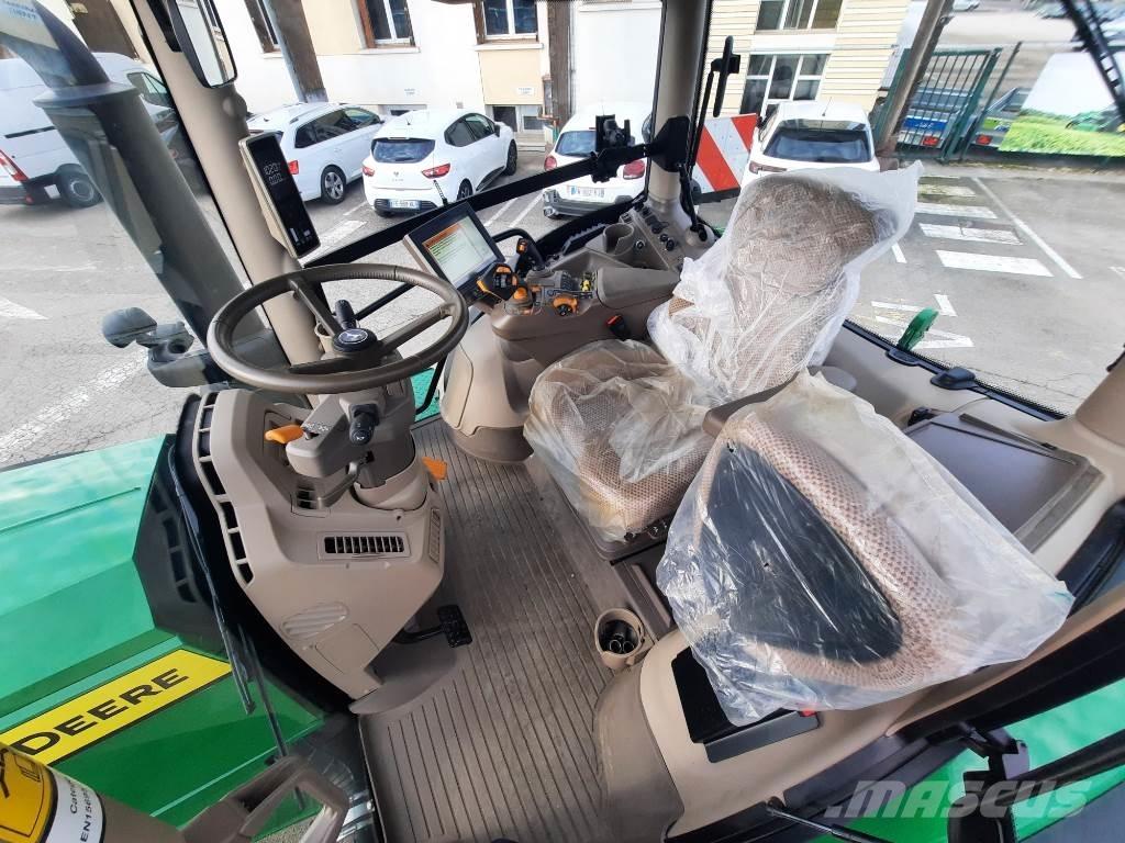 John Deere 6R230 Traktorit
