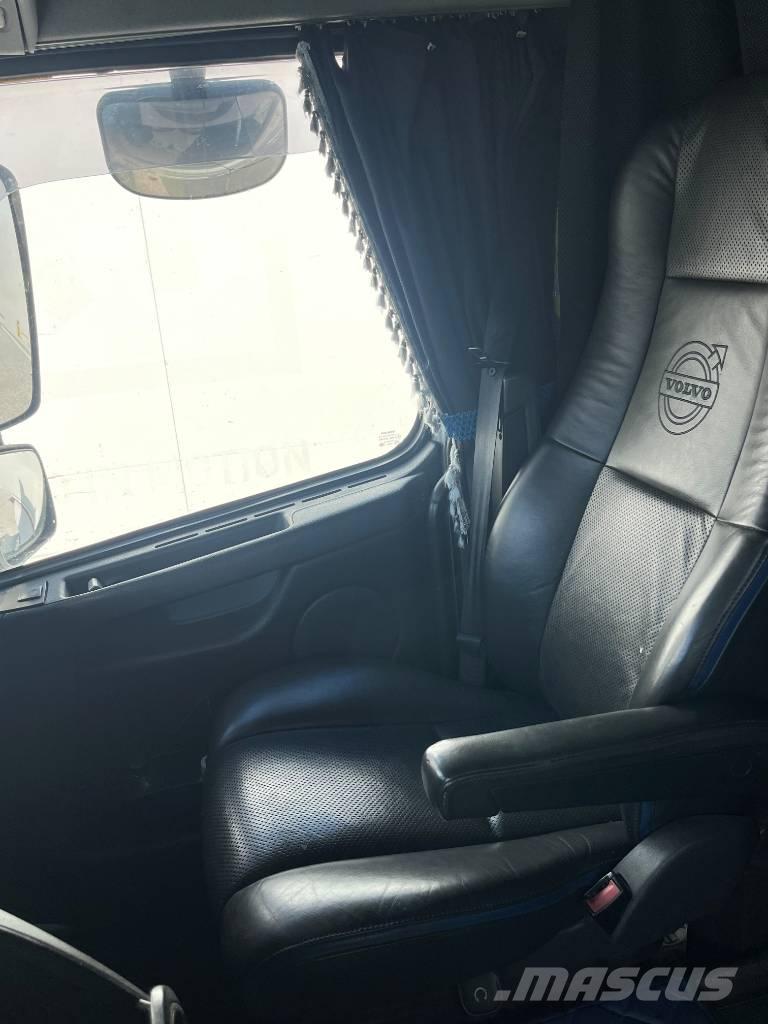 Volvo FH 12 Vetopöytäautot