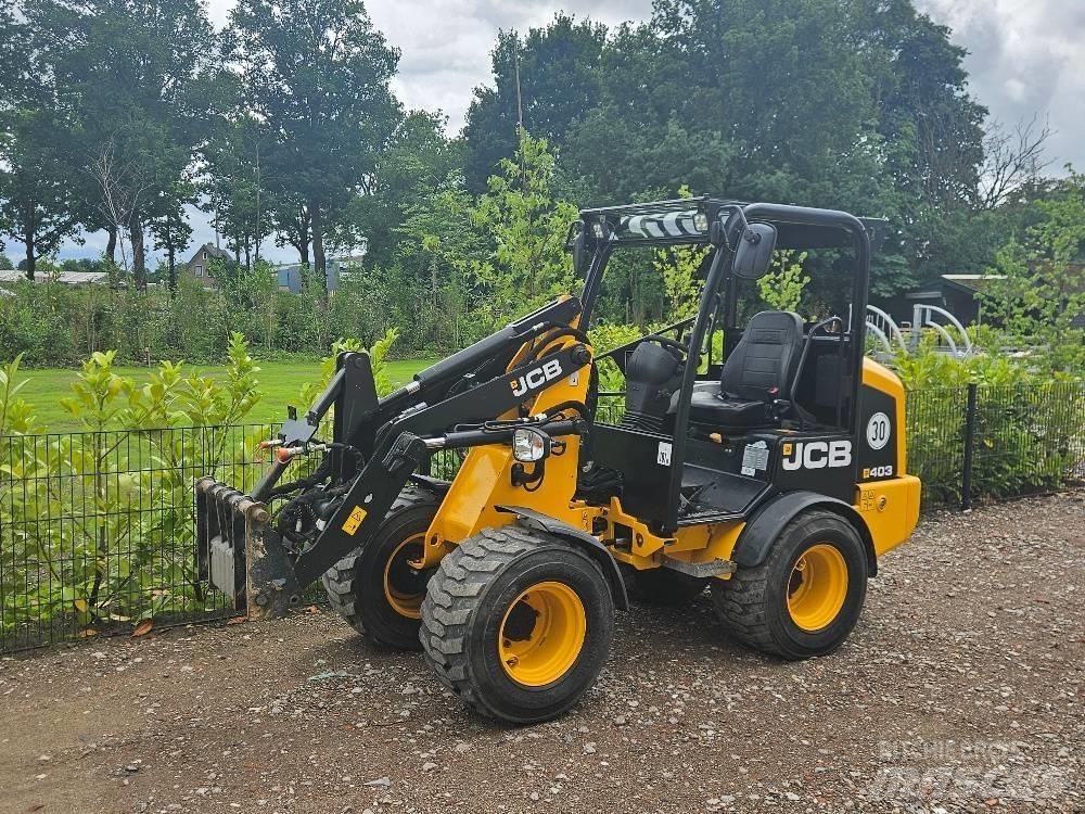 JCB 403 Pienkuormaajat