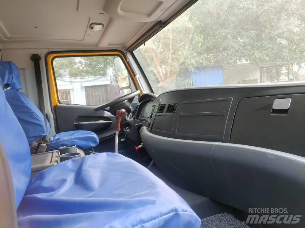 XCMG QY 50 K Mobiilinosturit