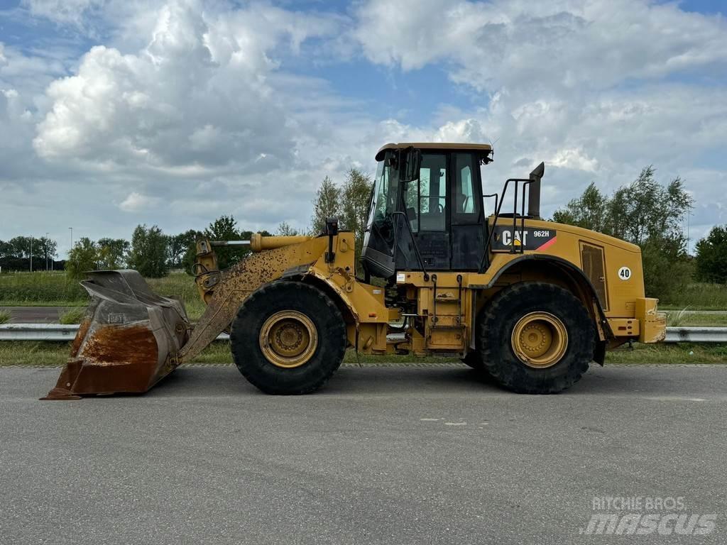 CAT 962H Pyöräkuormaajat