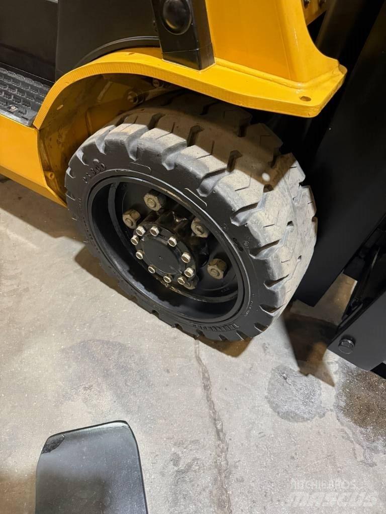 CAT 2C 6000 Muut haarukkatrukit