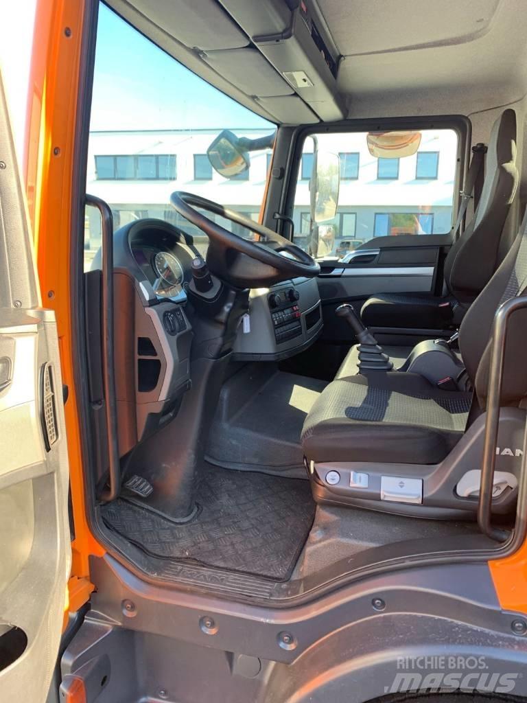 Palfinger P 300 KS Nostolava-autot