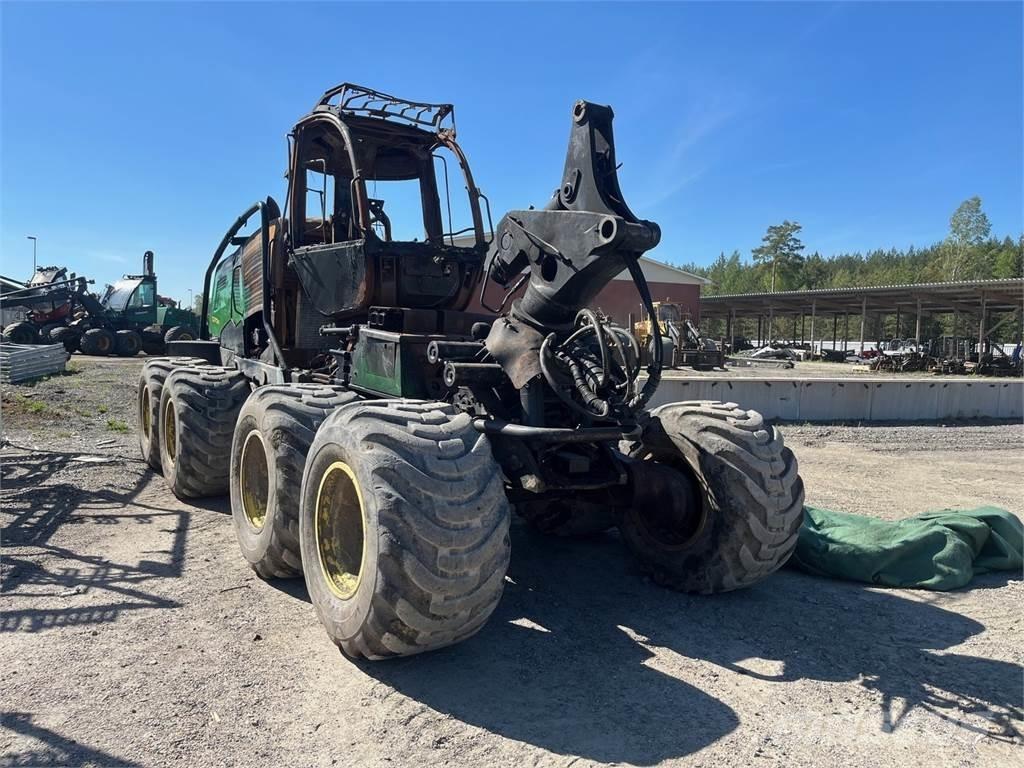 John Deere 1270E Harvesterit