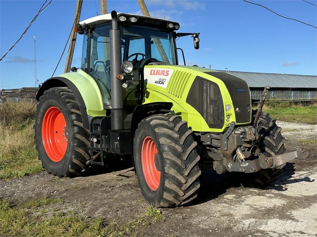 CLAAS Axion 840 Traktorit