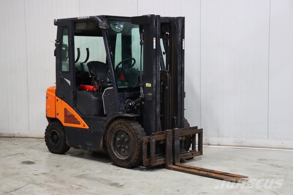 Doosan G25N-7 Nestekaasutrukit